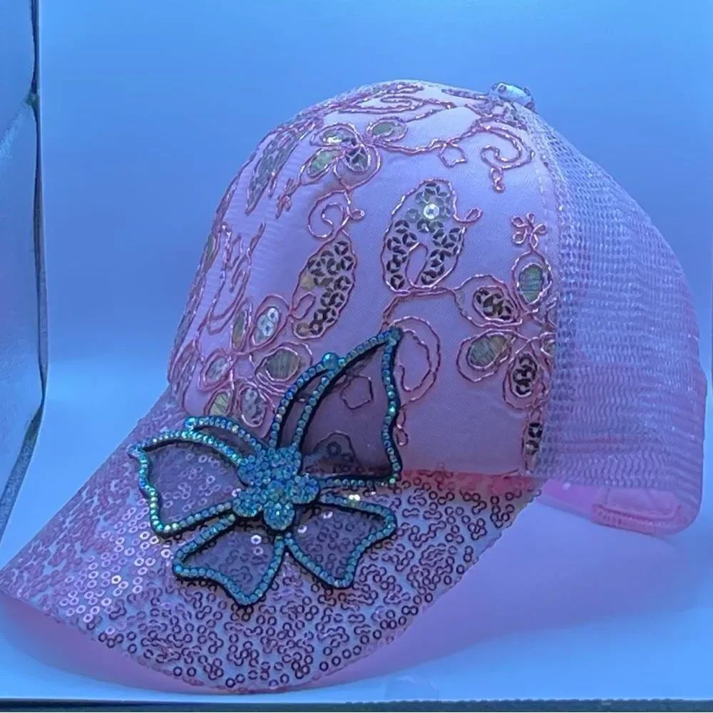 Women’s hat-Butterfly embroidery